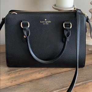 Black Kate spade purse.